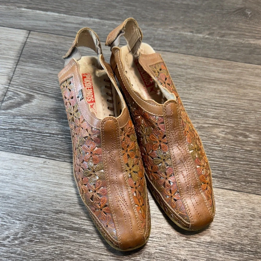 Pikolinos Brown floral Leather Slip-On Shoes size 37 (j128)